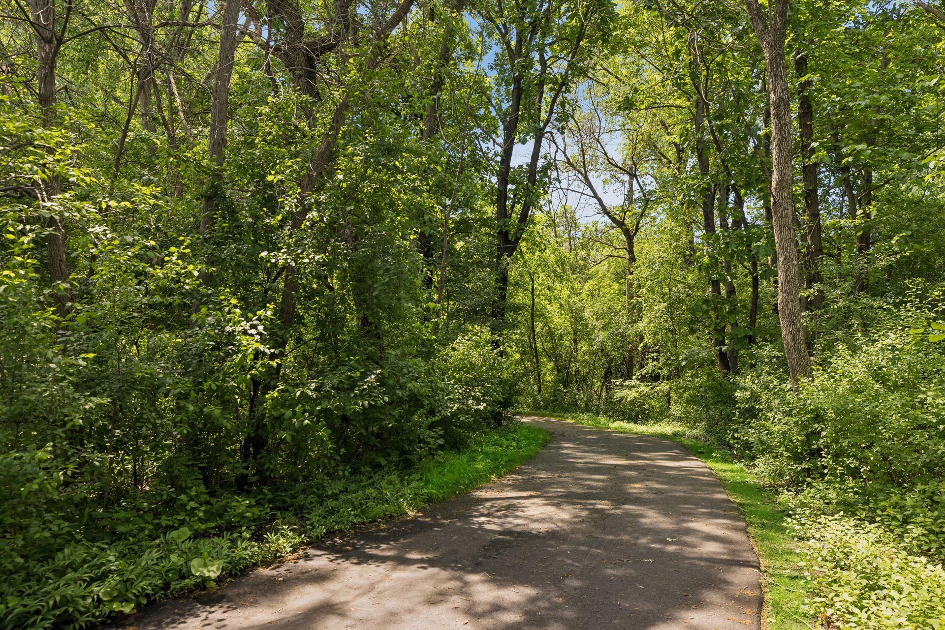 4902 Bayswater Road Minnetonka, MN 55345 - Photo 38 of 45