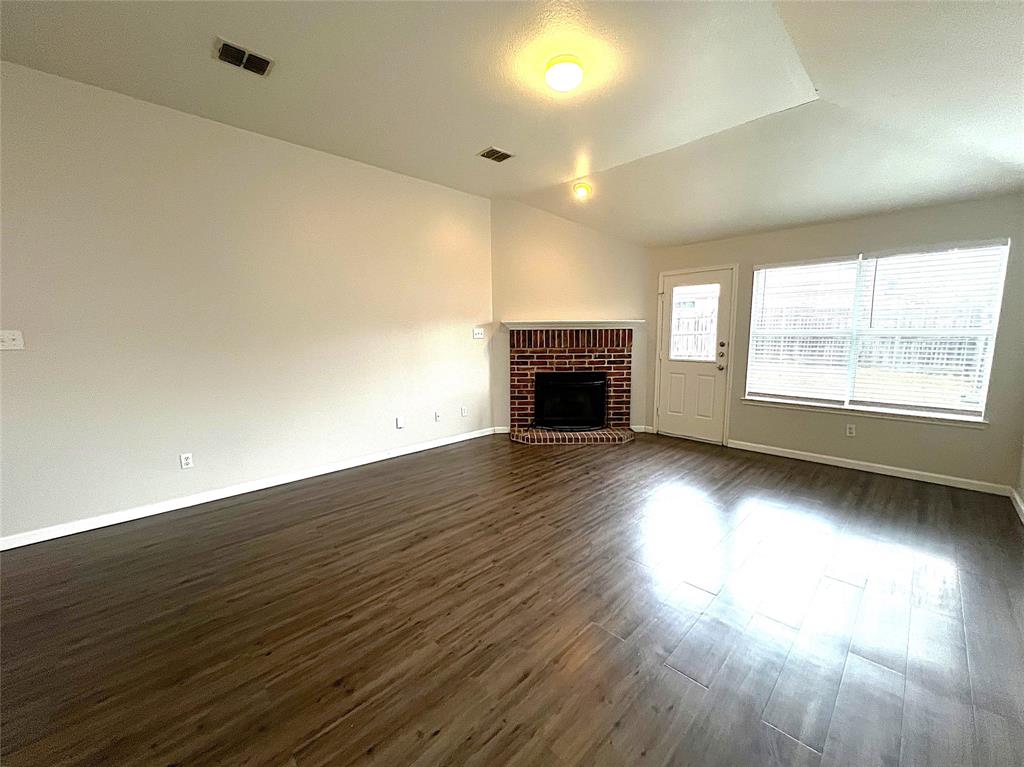 1923 Pin Oak Lane Dallas, TX 75253 - Photo 11 of 28