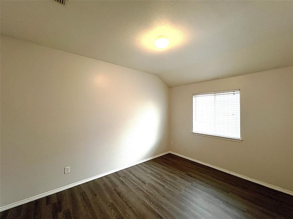 1923 Pin Oak Lane Dallas, TX 75253 - Photo 13 of 28