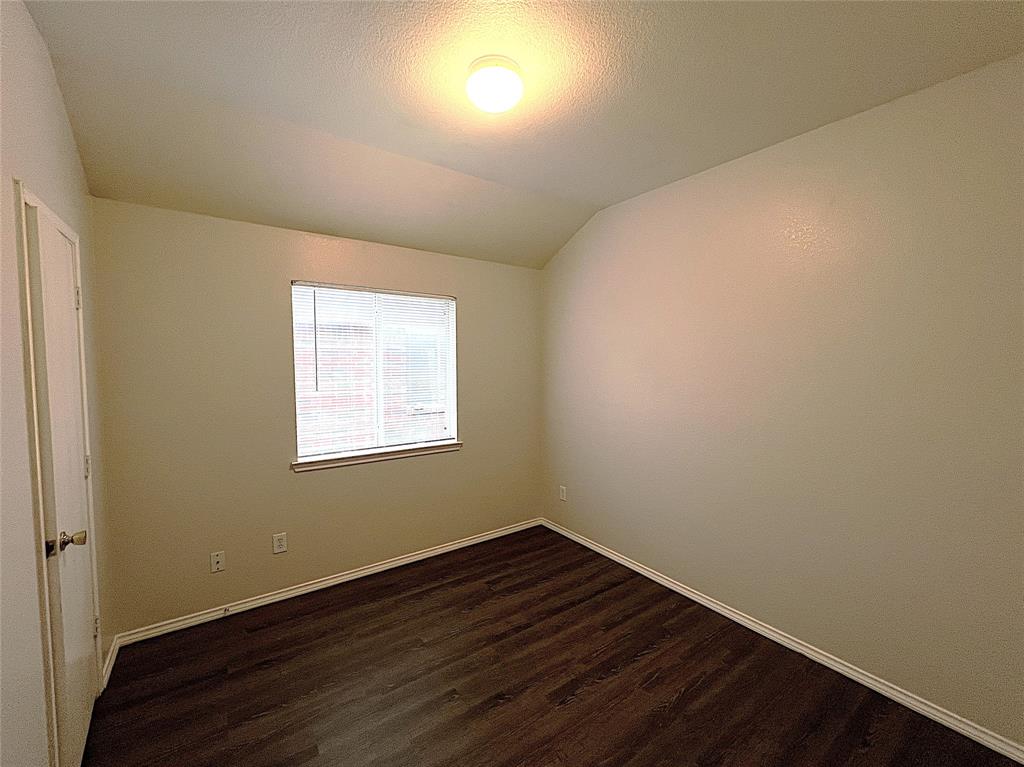 1923 Pin Oak Lane Dallas, TX 75253 - Photo 15 of 28