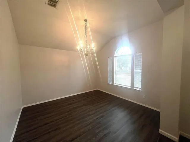 $2,050 | 1923 Pin Oak Lane, Dallas, TX 75253