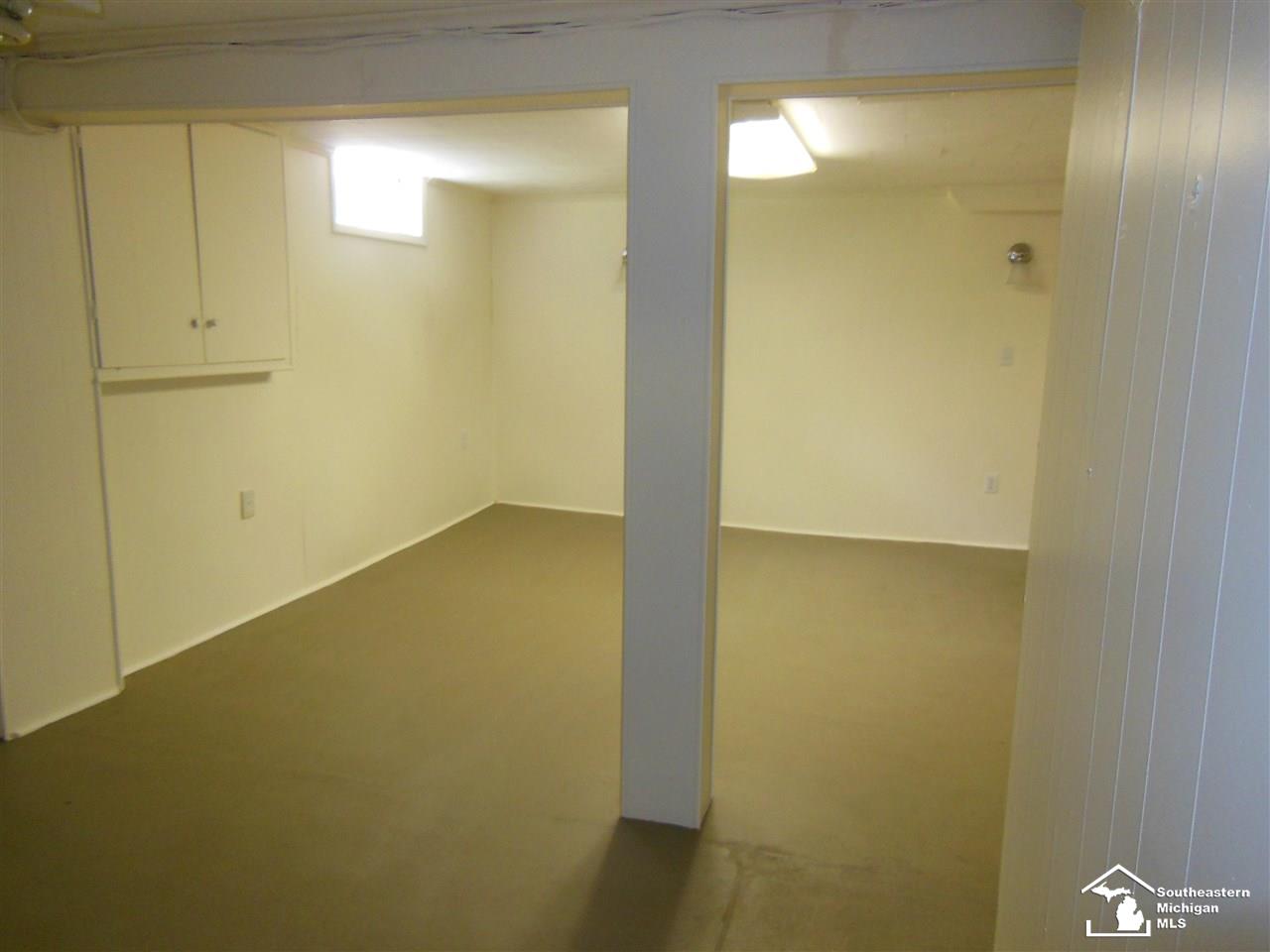 7490 Monroe Road Lambertville, MI 48144 - Photo 24 of 31 50078077-23.JPG