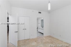 888 Biscayne Boulevard, Unit 2709 Miami, FL 33132 - Photo 14 of 31