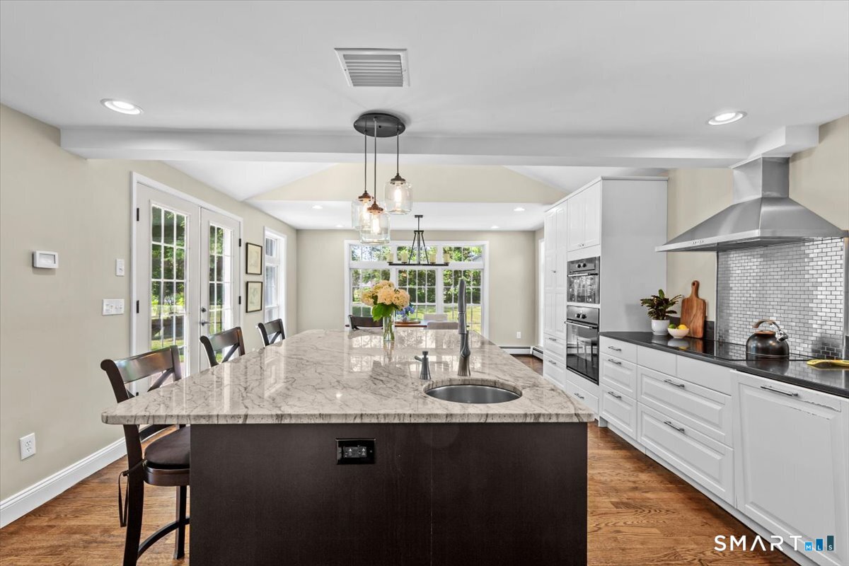 255 Mountain Road West Hartford, CT 06107 - Photo 13 of 38