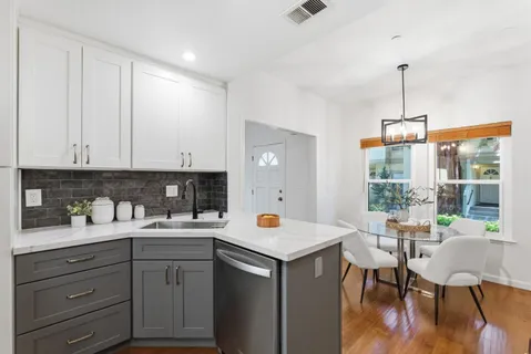 $1,299,000 | 969 La Mesa Terrace, Unit G, Sunnyvale, CA 94086