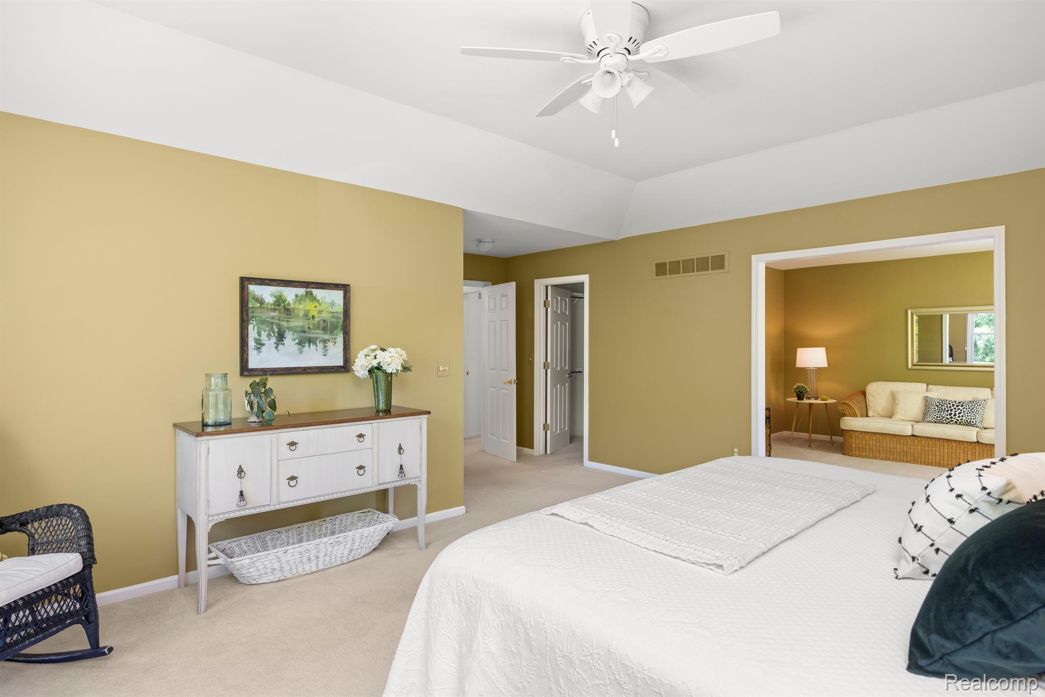 4237 Calumet Drive Rochester, MI 48306 - Photo 31 of 64 Gallery Image 31