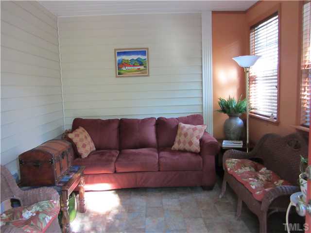 309 Russ Road Smithfield, NC 27577 - Photo 11 of 25 Lots of possibilities for use of this room!