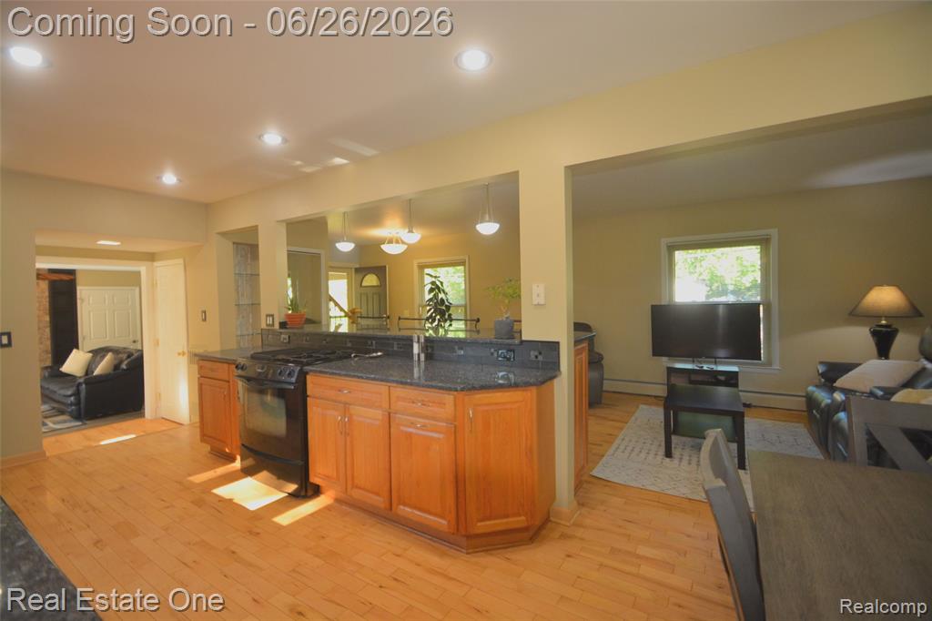 615 Willard Avenue Rochester Hills, MI 48307 - Photo 13 of 30
