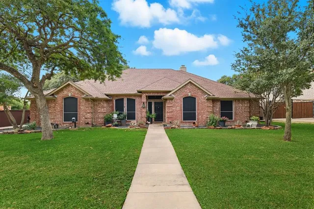 $3,600 | 5816 Pin Tail Court, Fort Worth, TX 76244