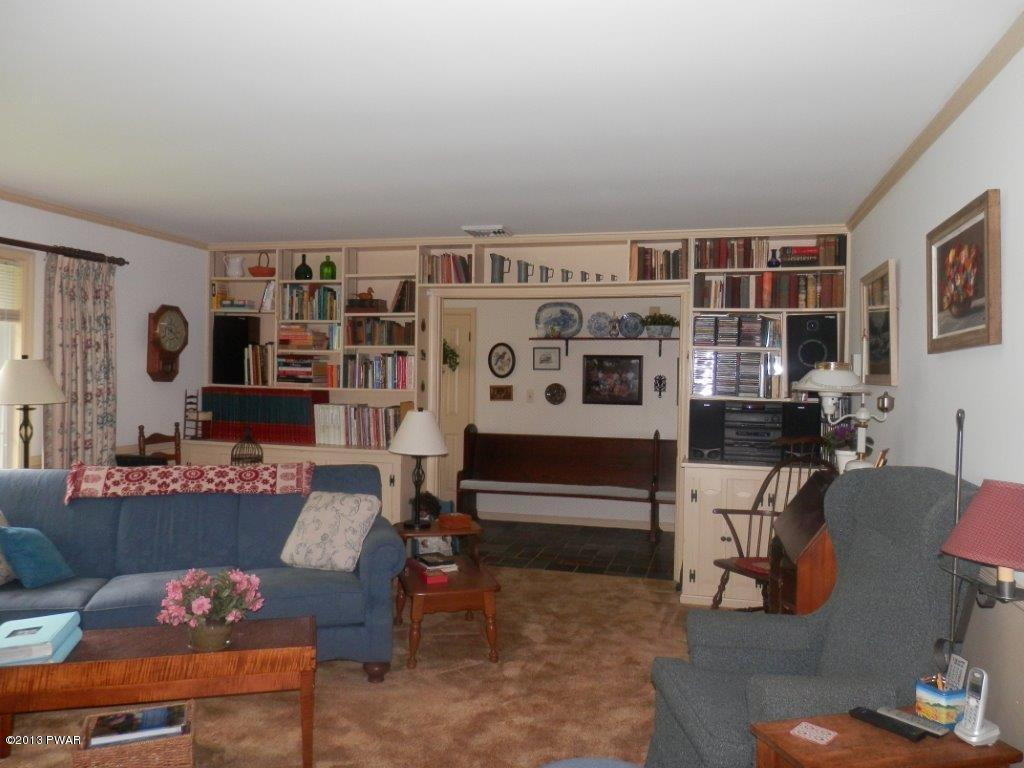 104 Nitche Road Shohola, PA 18458 - Photo 10 of 20 Gallery Image 10