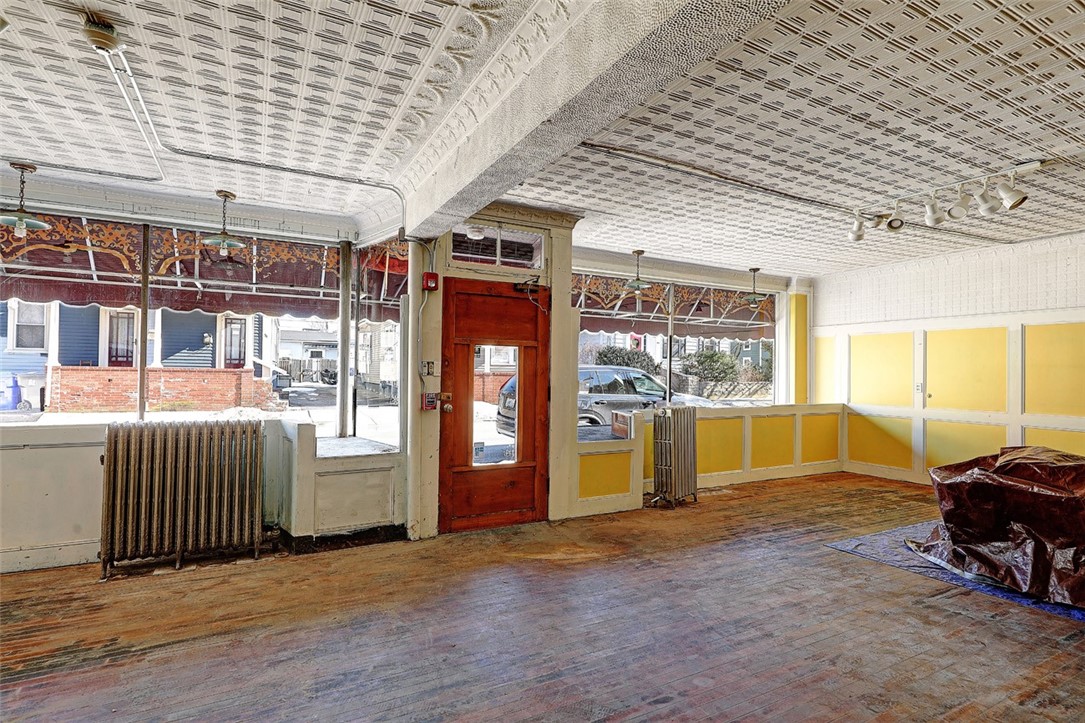 49 Water Street Warren, RI 02885 - Photo 8 of 37 Vacant Storefront with center doorway