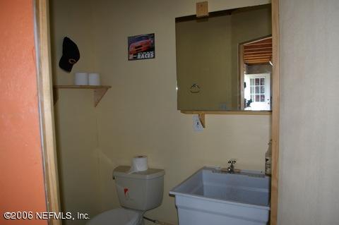 13312 Grover Road Jacksonville, FL 32226 - Photo 5 of 14 Bathroom