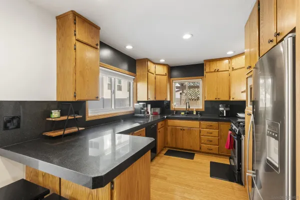 $1,235,000 | 12979 Calle De Las Rosas, San Diego, CA 92129
