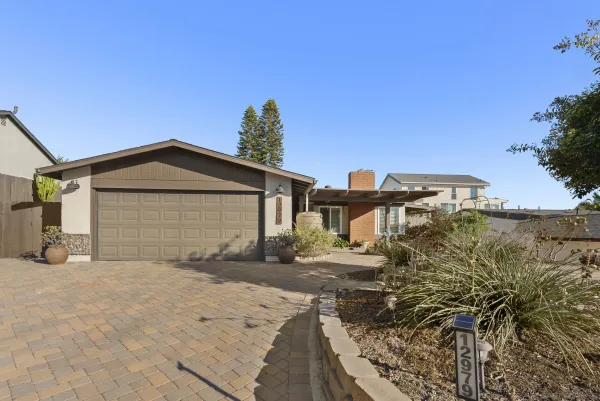 $1,235,000 | 12979 Calle De Las Rosas, San Diego, CA 92129