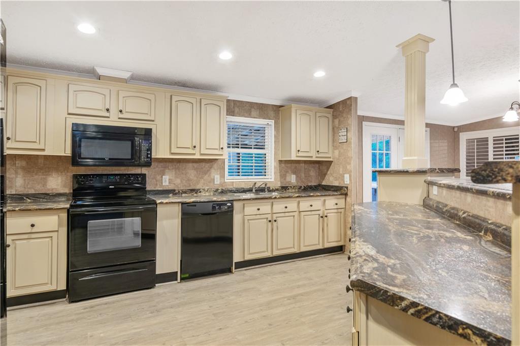 249 Ida Wells Road Deville, LA 71328 - Photo 8 of 38