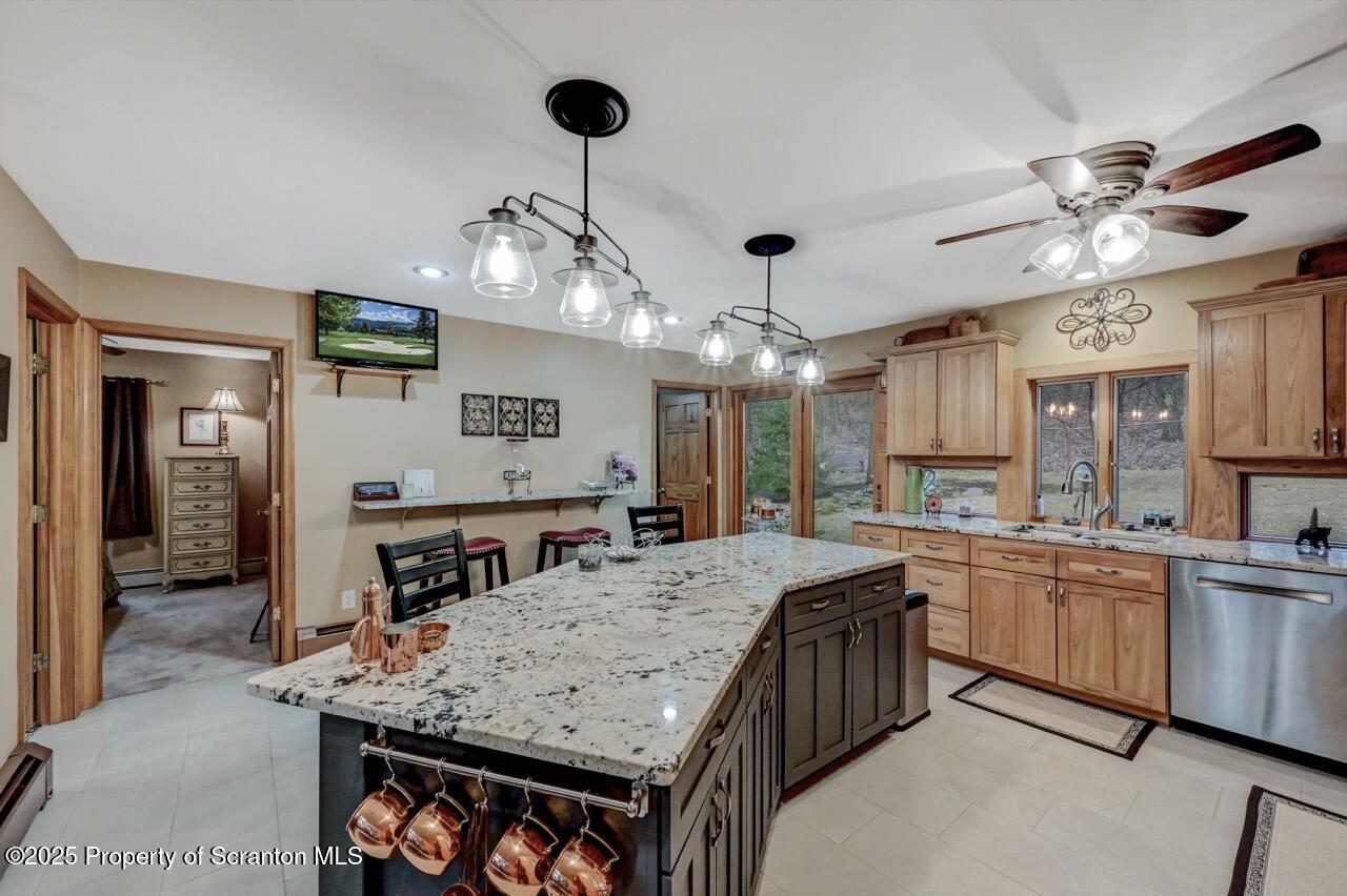 933 Newton Road Clarks Summit, PA 18411 - Photo 22 of 95 Kitchen