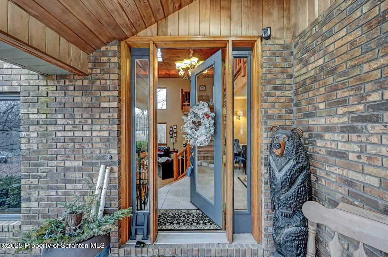 933 Newton Road Clarks Summit, PA 18411 - Photo 5 of 95 welcome home