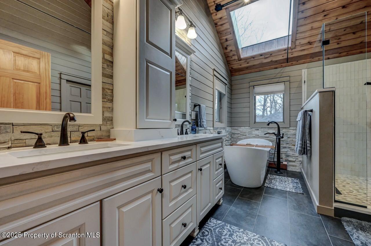 933 Newton Road Clarks Summit, PA 18411 - Photo 52 of 95 Primary Bathroom