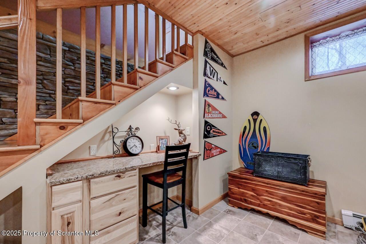 933 Newton Road Clarks Summit, PA 18411 - Photo 60 of 95 Family Room