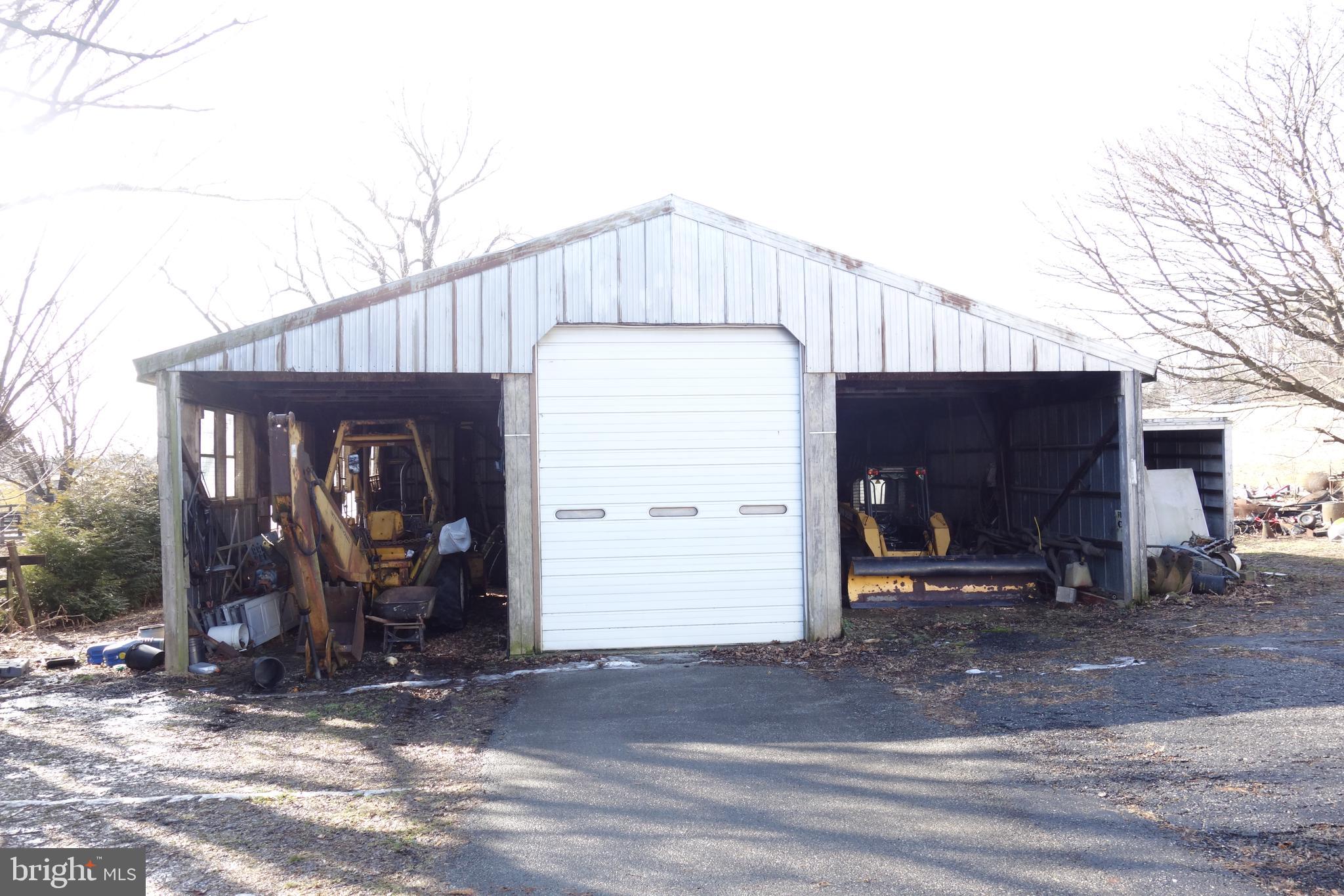 1802 Lewisville Road Oxford, PA 19363 - Photo 4 of 23 3 Bay Garage
