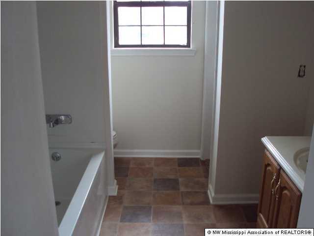 1837 Henderson Road Batesville, MS 38606 - Photo 8 of 11 Additional Photo