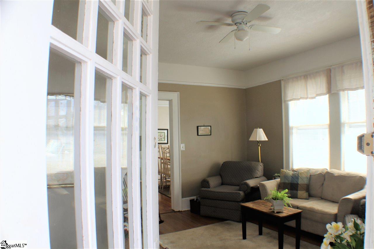 13 South Franklin Road Greenville, SC 29609 - Photo 4 of 23 Gallery Image 4