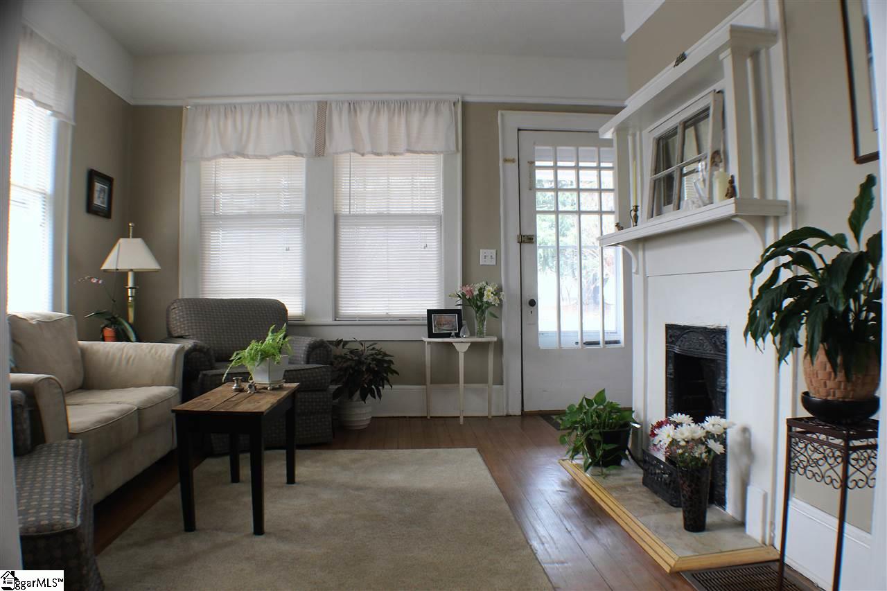 13 South Franklin Road Greenville, SC 29609 - Photo 6 of 23 Gallery Image 6