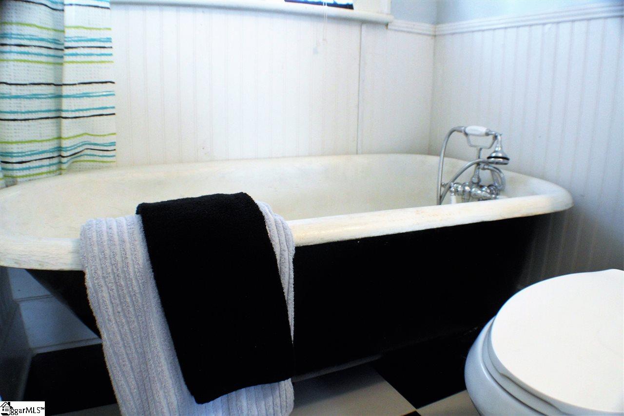 13 South Franklin Road Greenville, SC 29609 - Photo 9 of 23 Gallery Image 9