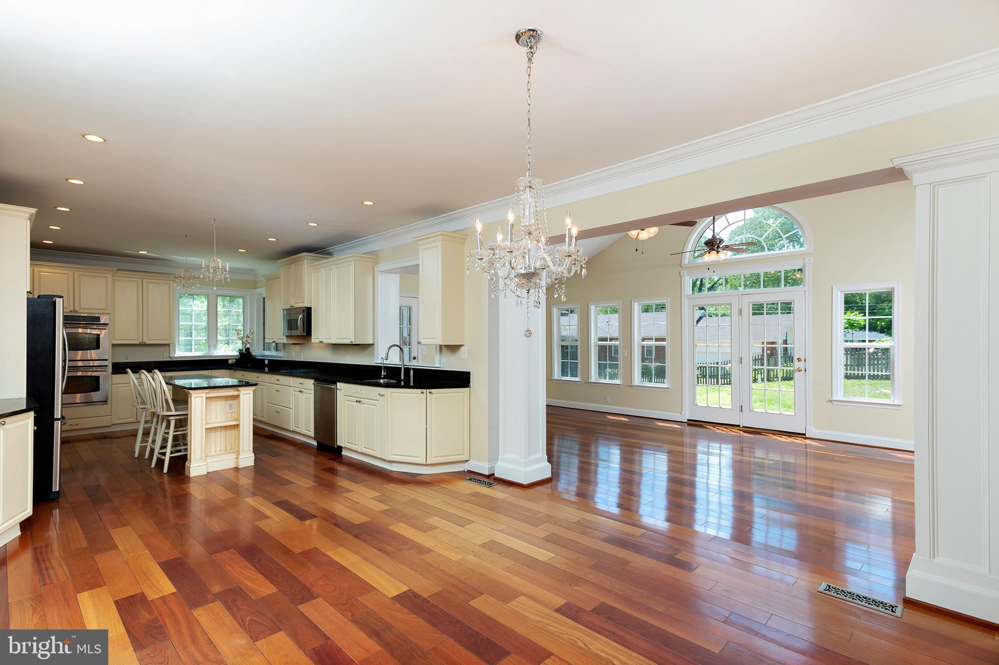 246 Hickory Point Road Pasadena, MD 21122 - Photo 12 of 62 Dining to Kitchen Area