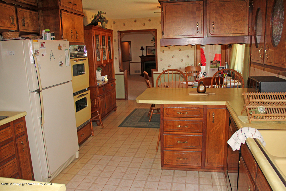 4270 White Fence Road Canyon, TX 79015 - Photo 14 of 37 Kitchen