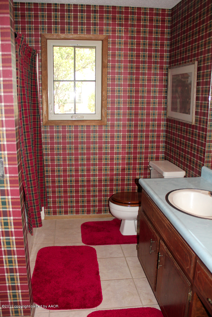 4270 White Fence Road Canyon, TX 79015 - Photo 24 of 37 Bathroom2