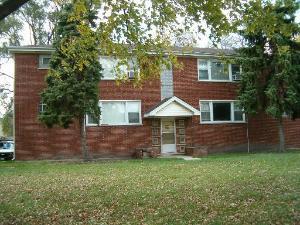 5826 107th Ct Way Chicago Ridge, IL 60415 - Photo 1 of 1