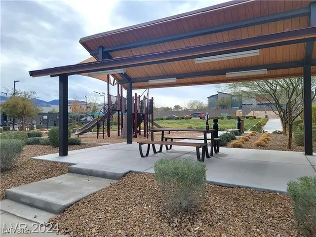 $450,000 | 3213 Bertonico Street, Henderson, NV 89044