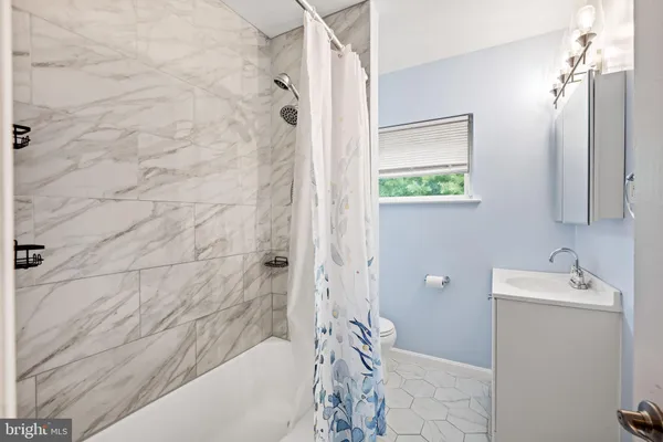 $3,600 | 139 Hawaii Avenue Northeast, Washington, DC 20011