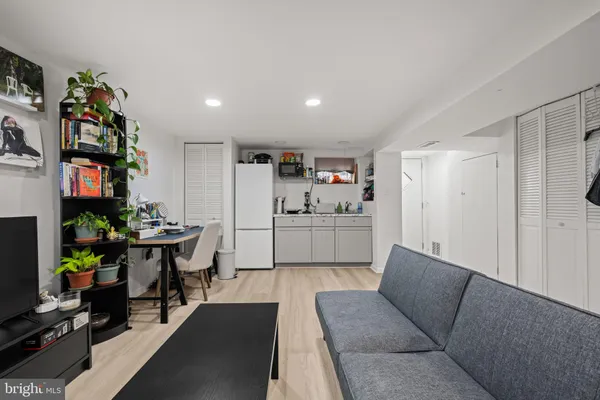 $3,600 | 139 Hawaii Avenue Northeast, Washington, DC 20011