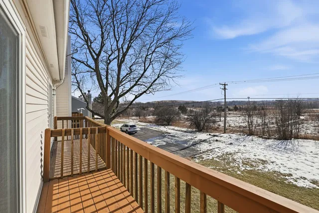 $1,800 | 466 Nicole Drive, Unit 1C, Bartlett, IL 60103