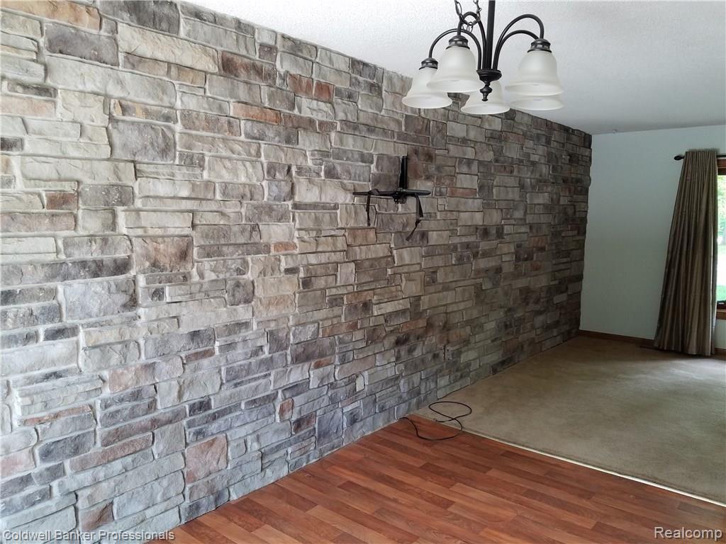 383 Henderson Road Howell, MI 48855 - Photo 27 of 41 2017-06-03 14.11