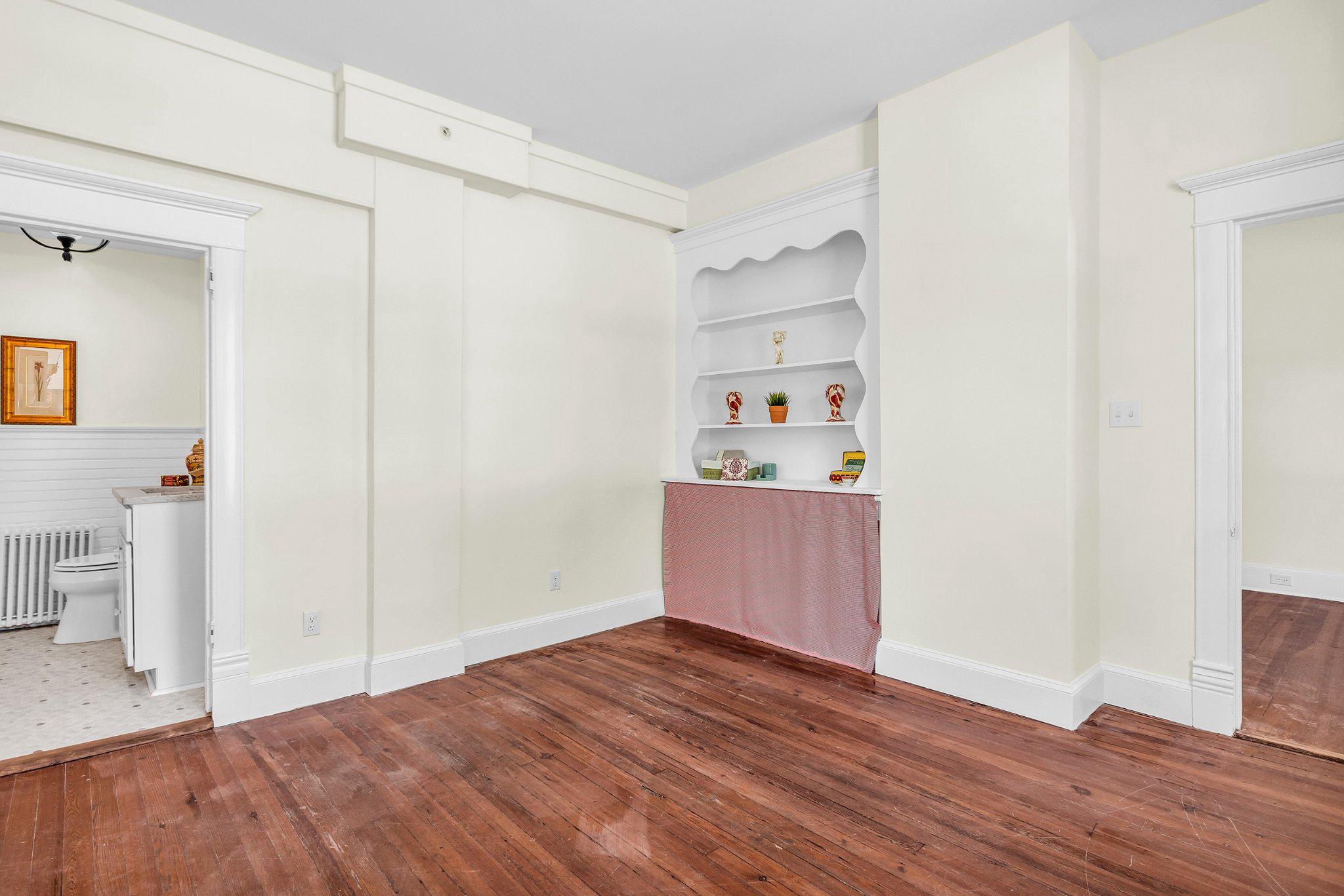 709 Church Street Cambridge, MD 21613 - Photo 23 of 36 a view of kitchen with wooden floor