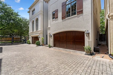 $1,265,000 | 5403 Ashby Street, Houston, TX 77005