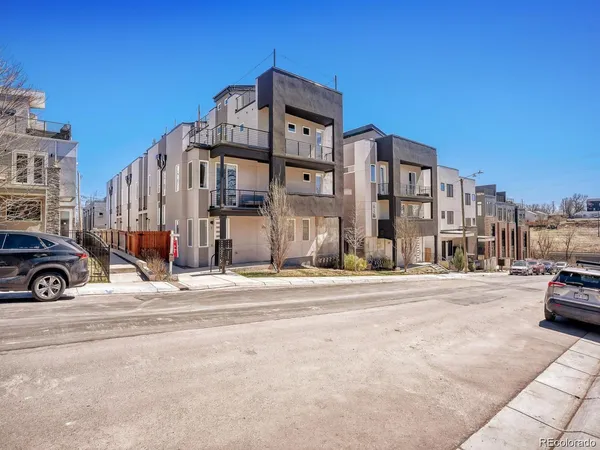 $3,200 | 1272 Yates Street, Unit 6, Denver, CO 80204