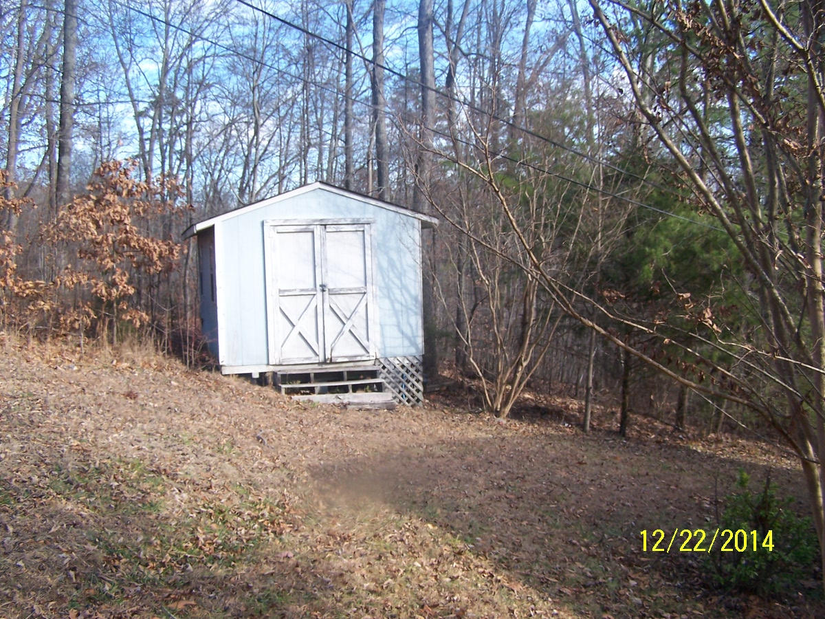 128 Booker Road Maynardville, TN 37807 - Photo 5 of 19 107_7656