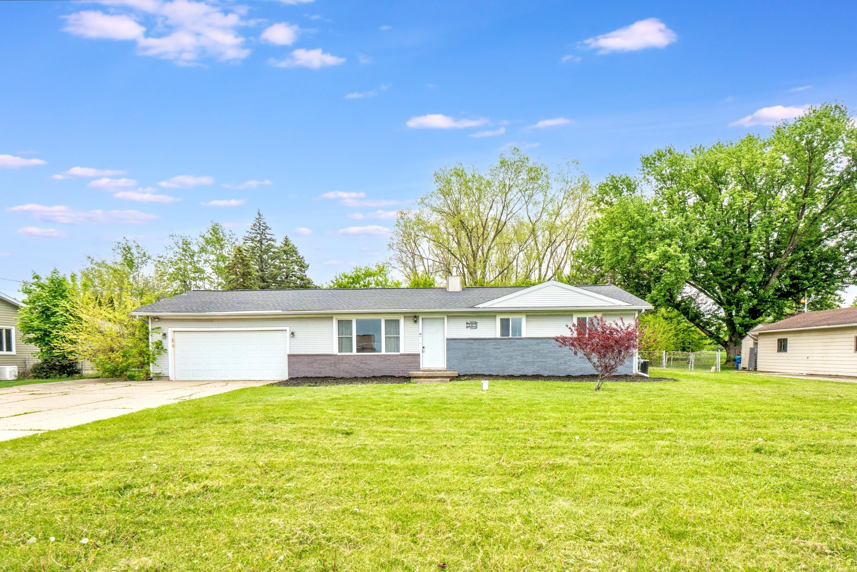 12479 Jennings Road Linden, MI 48451 - Photo 1 of 43 000