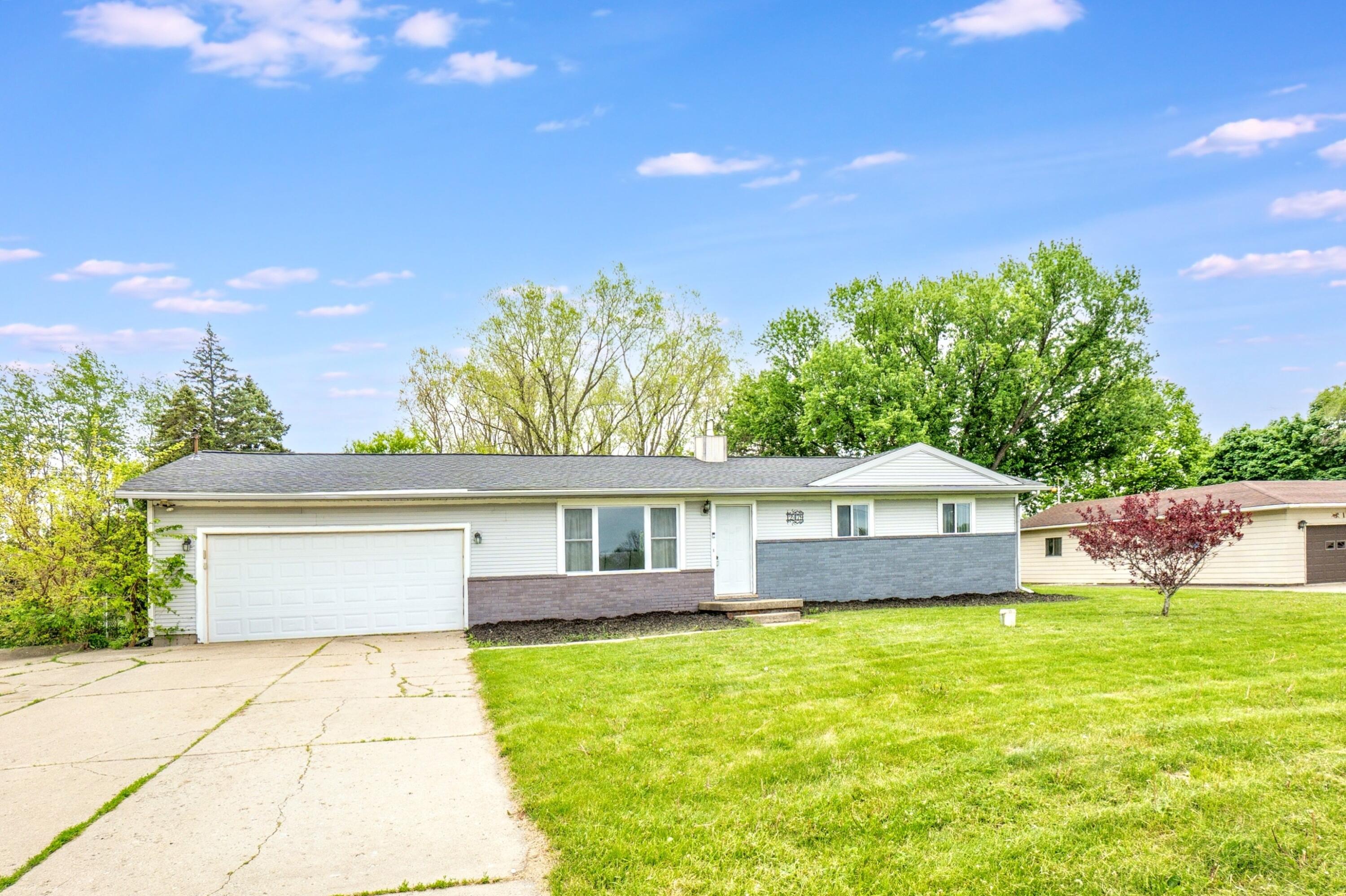 12479 Jennings Road Linden, MI 48451 - Photo 3 of 43 002_38