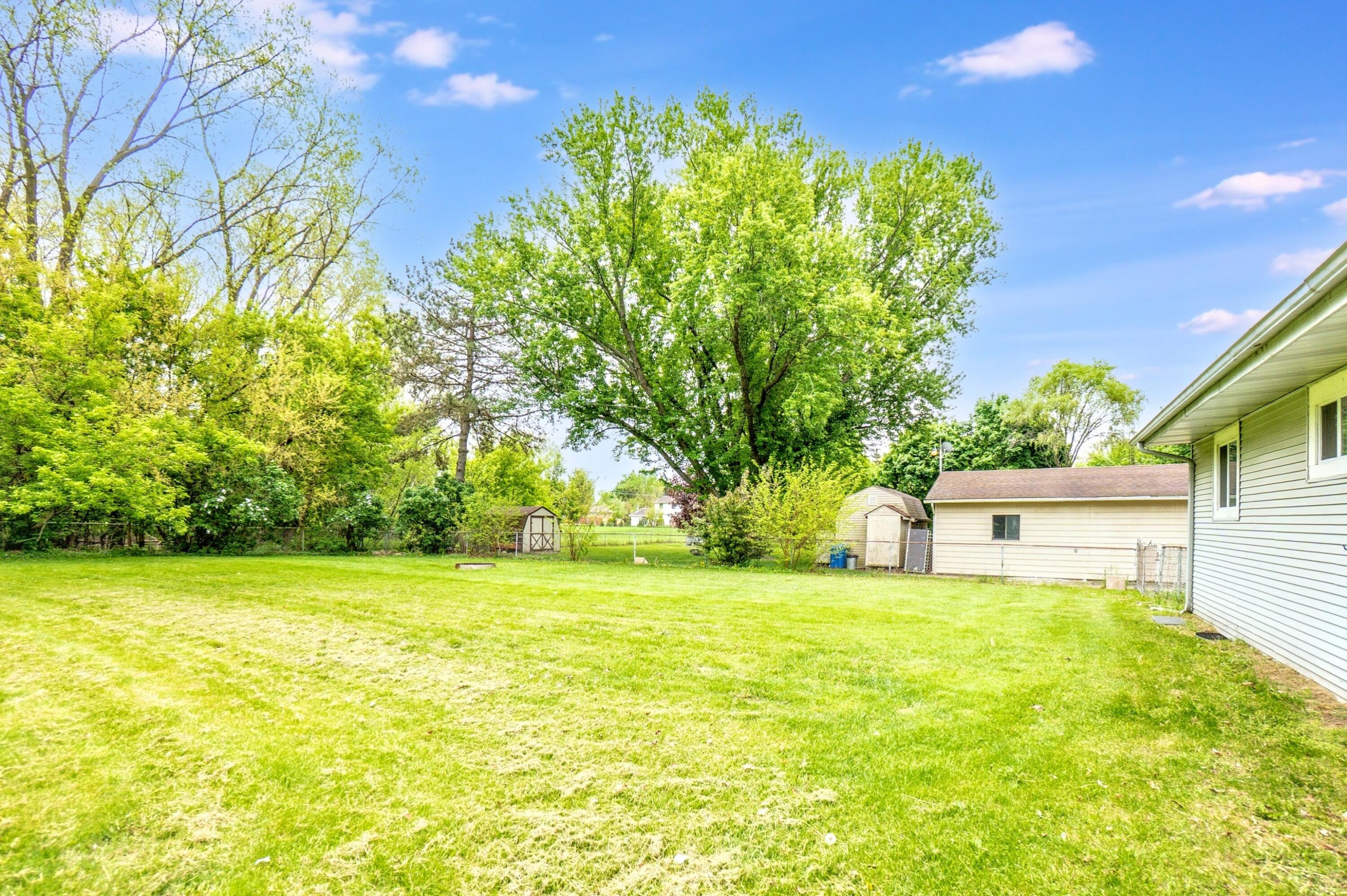 12479 Jennings Road Linden, MI 48451 - Photo 8 of 43 009_46