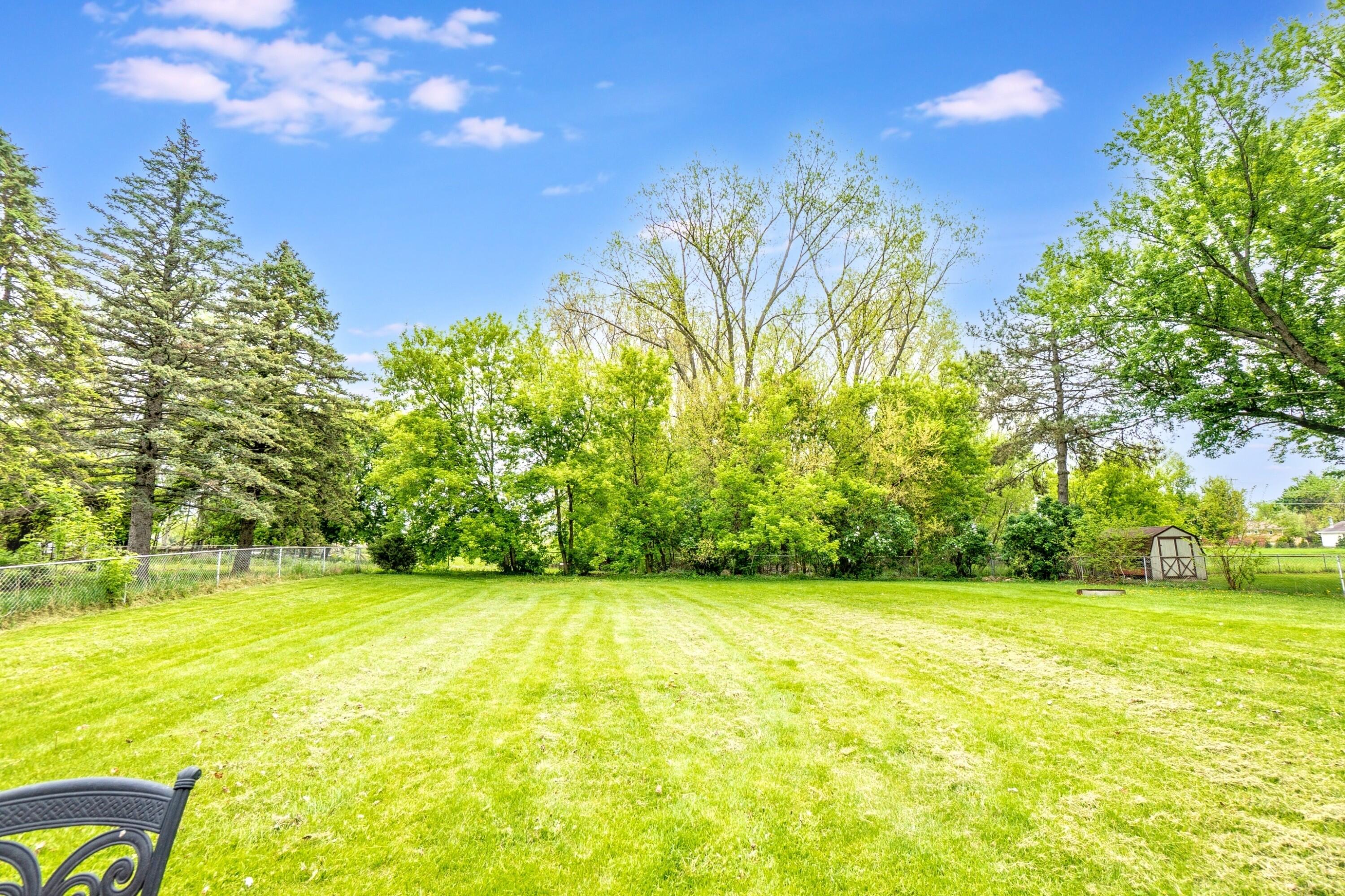12479 Jennings Road Linden, MI 48451 - Photo 9 of 43 010_47