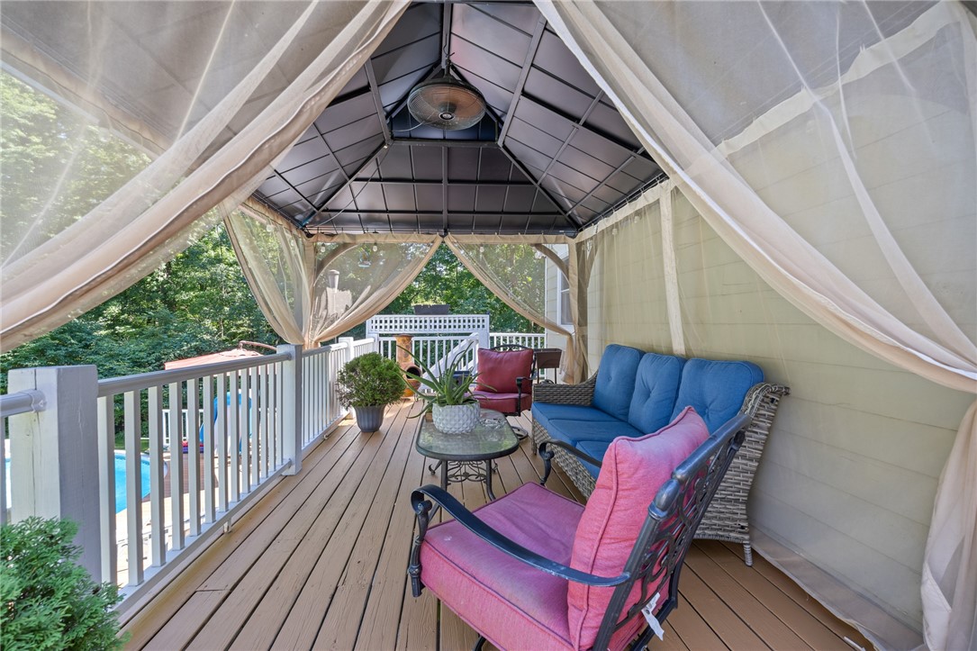 536 Moseley Road Perinton, NY 14450 - Photo 27 of 41
