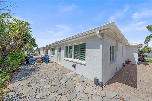 $6,750 | 914 Spanish Drive South, Unit 76, Longboat Key, FL 34228