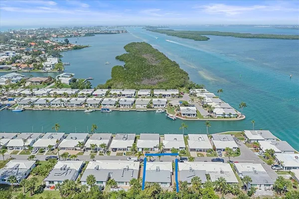$6,750 | 914 Spanish Drive South, Unit 76, Longboat Key, FL 34228