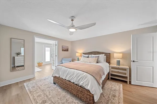$6,750 | 914 Spanish Drive South, Unit 76, Longboat Key, FL 34228