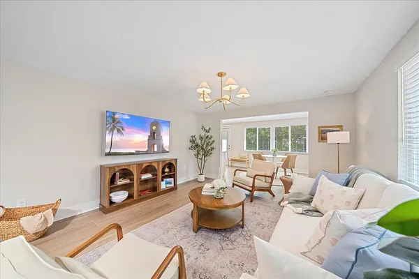 $6,750 | 914 Spanish Drive South, Unit 76, Longboat Key, FL 34228